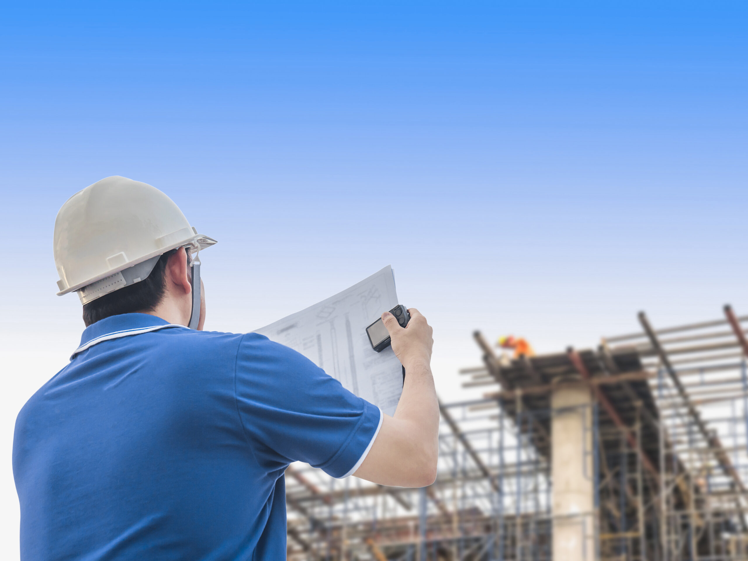 homme sur un chantier